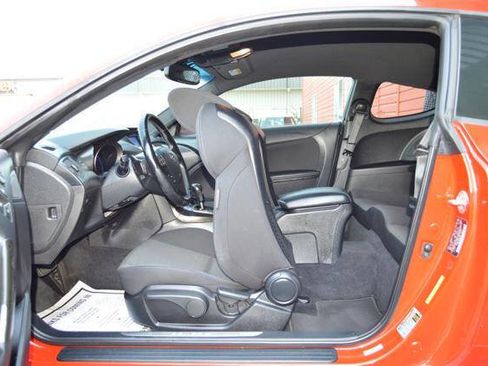 Used 2014 Hyundai Genesis 2.0T image 12