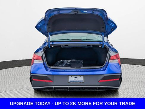 New 2025 Hyundai Elantra SEL image 19