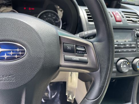 Used 2014 Subaru Crosstrek 2.0i Premium AWD/4WD image 19