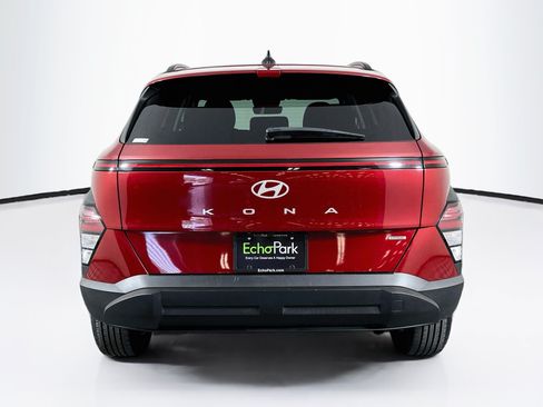 Used 2024 Hyundai Kona SEL AWD/4WD image 7