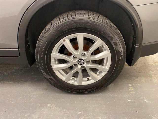 Used 2019 Nissan Rogue S w/ Special Edition Package AWD/4WD image 28