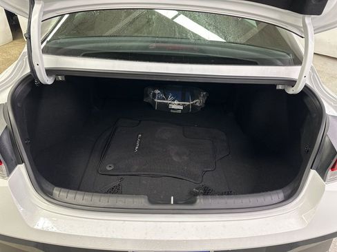 Used 2025 Hyundai Elantra Sport image 20