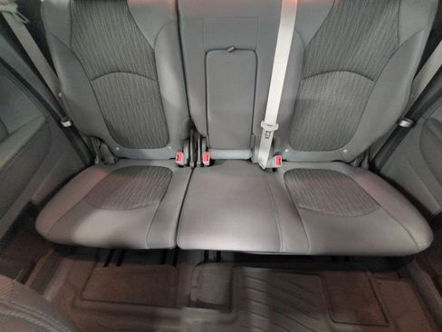 Used 2014 Chevrolet Traverse LS FWD image 24