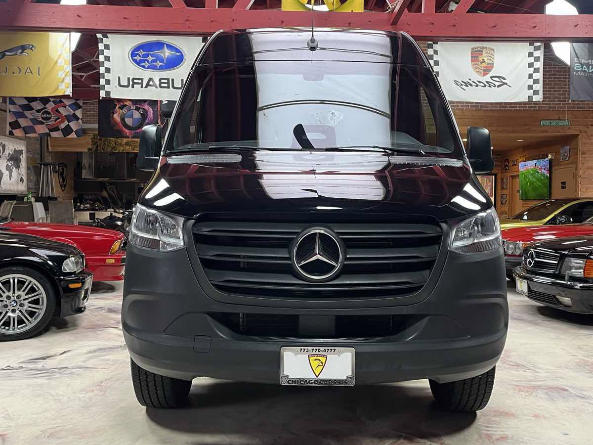 Used 2025 Mercedes-Benz Sprinter 2500 image 3