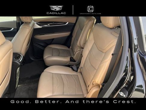 Used 2023 Cadillac XT6 Premium Luxury w/ Platinum Package FWD image 29