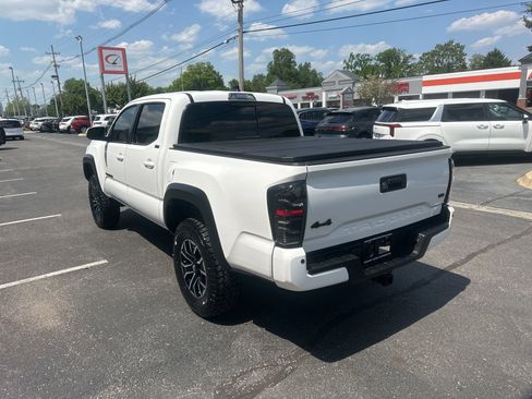 Used 2023 Toyota Tacoma 4x4 Double Cab w/ Trail Edition image 7