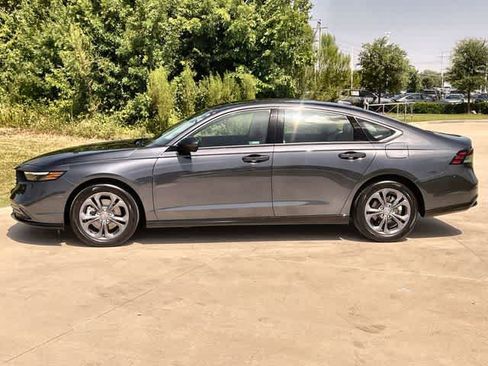 Certified 2026 Honda Accord EX-L image 4