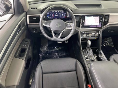 Used 2022 Volkswagen Atlas SEL R-Line image 22