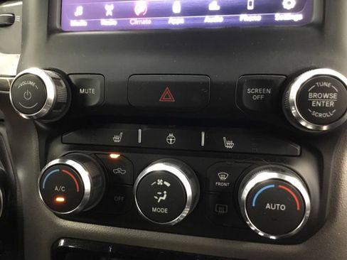 Used 2020 RAM 1500 Sport w/ Level 2 Equipment Goup w/2_L AWD/4WD image 25