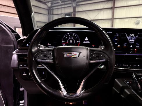 Used 2023 Cadillac Escalade V image 31