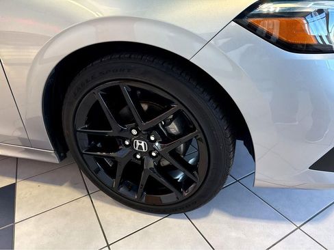 Used 2023 Honda Civic Sport image 7