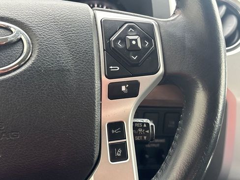 Used 2018 Toyota Tundra Limited image 21