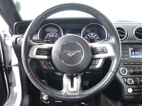 Used 2018 Ford Mustang Coupe image 11