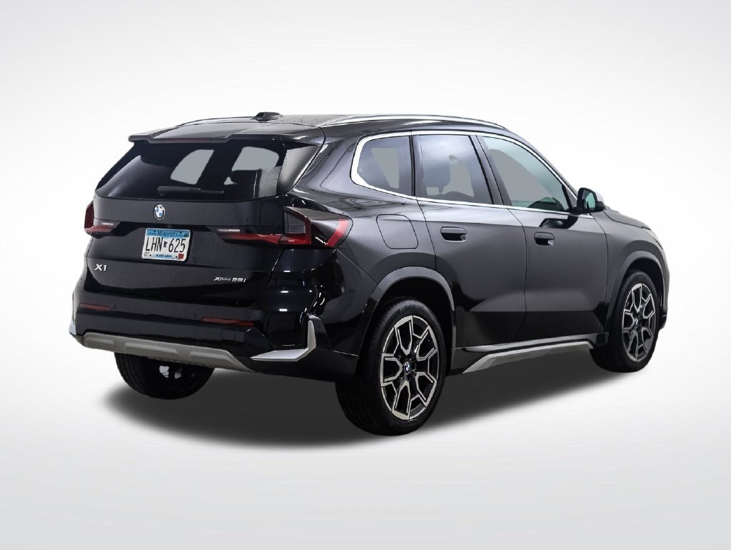 Certified 2023 BMW X1 xDrive28i w/ Premium Package AWD/4WD image 5