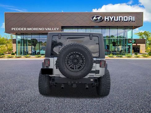 Used 2017 Jeep Wrangler Unlimited Sport AWD/4WD image 4