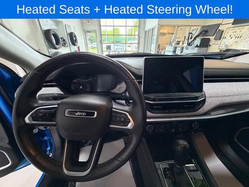Used 2022 Jeep Compass Latitude w/ Convenience Group AWD/4WD image 7