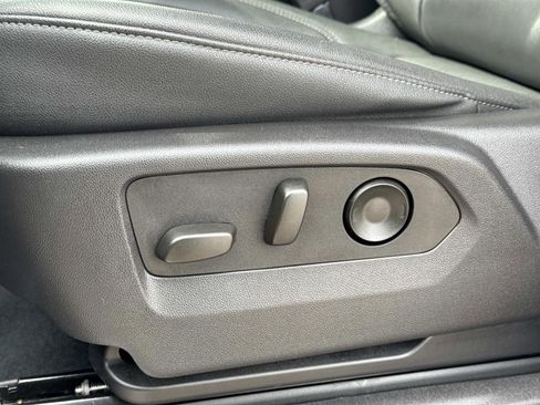 Used 2024 Chevrolet Silverado 1500 LT Trail Boss w/ Convenience Package II image 20