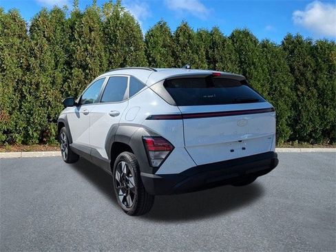Certified 2025 Hyundai Kona SEL image 6