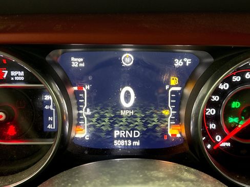 Used 2018 Jeep Wrangler Unlimited Rubicon image 9