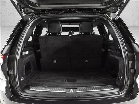 Used 2021 Jeep Grand Cherokee L Overland w/ Luxury Tech Group IV AWD/4WD image 6