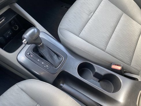 Used 2015 Kia Forte LX FWD image 29