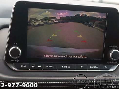 Certified 2024 Nissan Rogue S FWD image 23