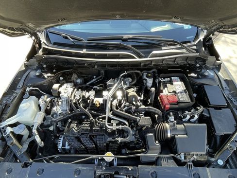 Used 2024 Nissan Altima 2.5 SV image 26