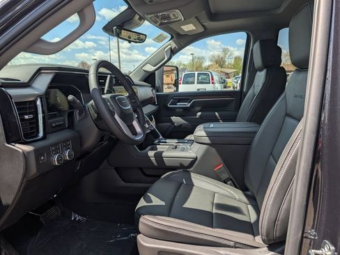 New 2026 GMC Sierra 3500 Denali w/ Denali Reserve Package AWD/4WD image 45
