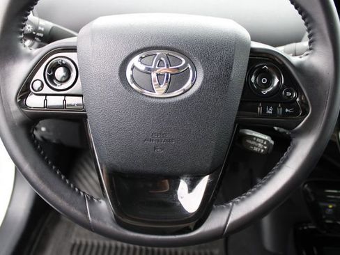 Certified 2022 Toyota Prius Prime XLE FWD image 13
