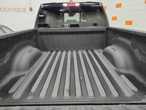 Used 2019 RAM 1500 Limited AWD/4WD image 16