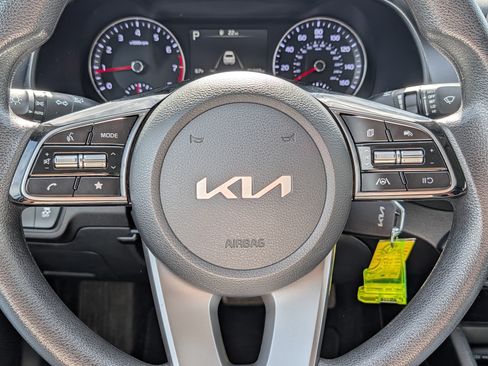 Certified 2024 Kia Forte LXS w/ LXS Technology Package FWD image 25