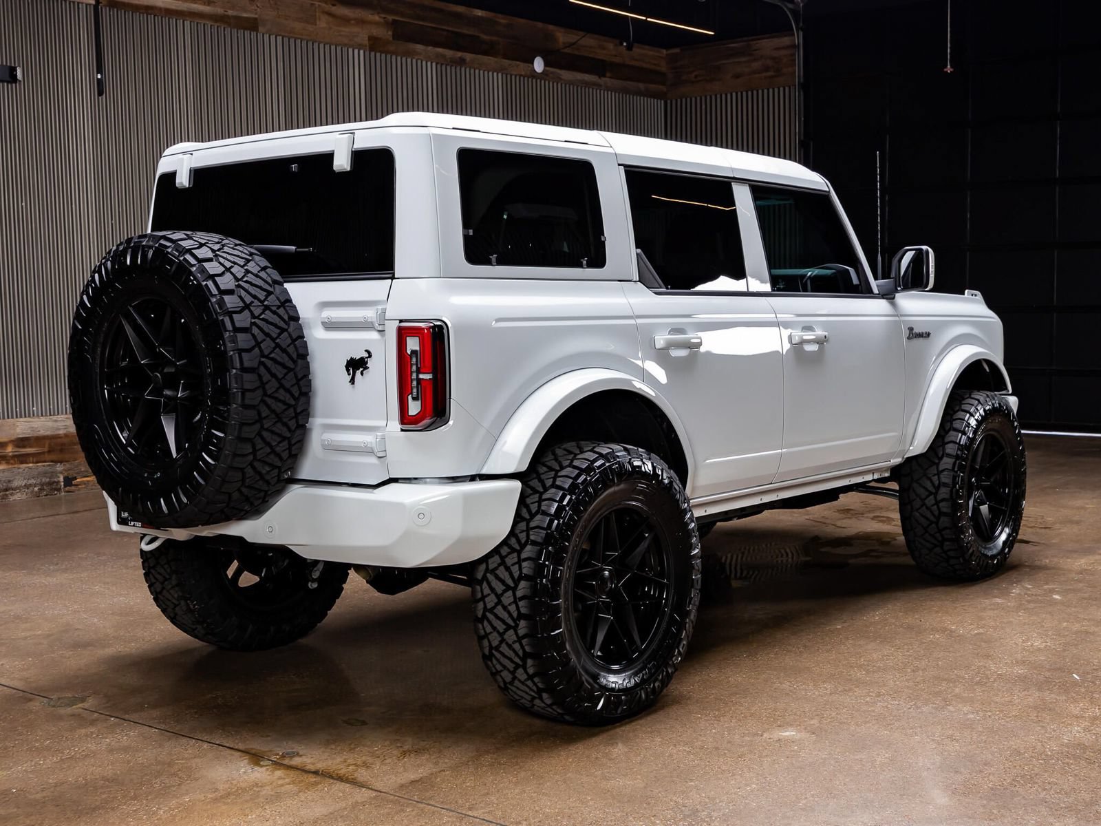 Used 2026 Ford Bronco Outer Banks AWD/4WD image 10