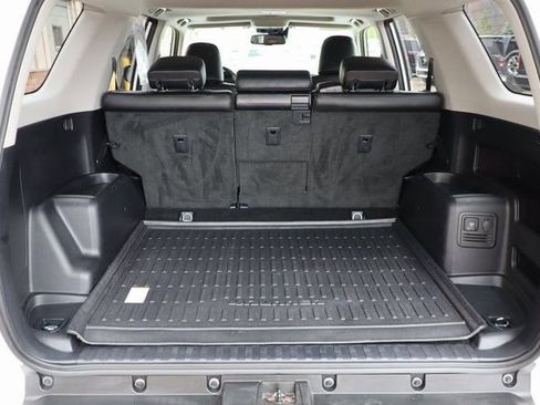 Used 2021 Toyota 4Runner Venture w/ Moonroof Package image 37