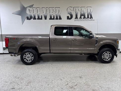 Used 2018 Ford F250 Lariat w/ Camper Package image 49