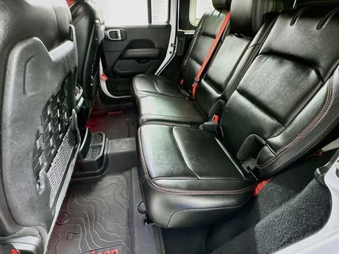 Used 2020 Jeep Wrangler Unlimited Rubicon w/ Quick Order Package 28Y Recon AWD/4WD image 11