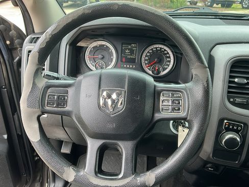 Used 2017 RAM 1500 Express image 26