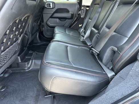 Used 2021 Jeep Wrangler Unlimited Rubicon AWD/4WD image 24
