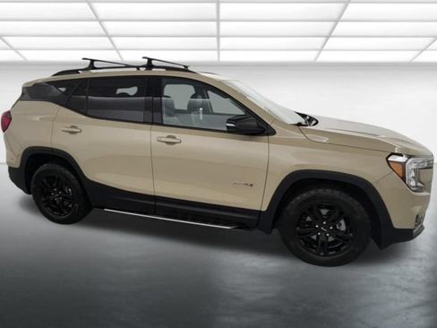 Used 2022 GMC Terrain AT4 w/ Infotainment Package II AWD/4WD image 9