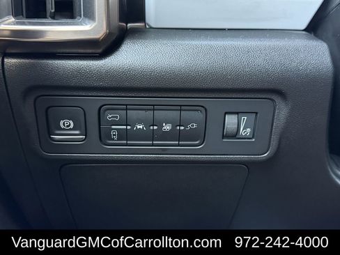 Used 2025 GMC Hummer EV 2X w/ LPO, Sport Package AWD/4WD image 25