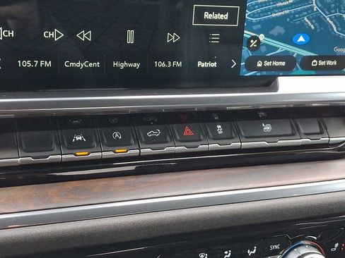 Used 2025 GMC Sierra 1500 SLT image 26