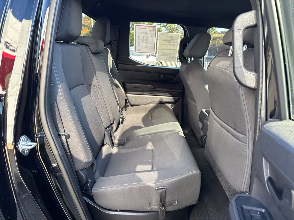 Certified 2024 Toyota Tacoma SR AWD/4WD image 30