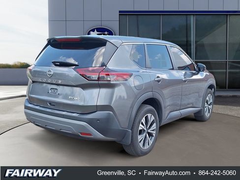 Used 2022 Nissan Rogue SV AWD/4WD image 7