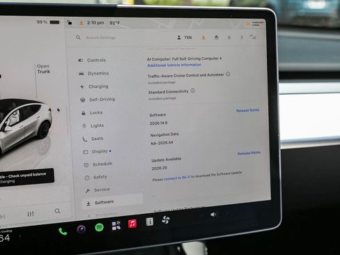 Used 2023 Tesla Model Y Long Range AWD/4WD image 27
