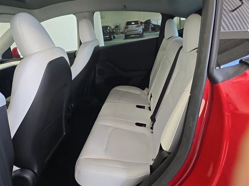 Used 2023 Tesla Model Y Long Range AWD/4WD image 7