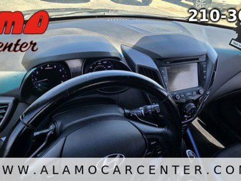 Used 2014 Hyundai Veloster Turbo image 34