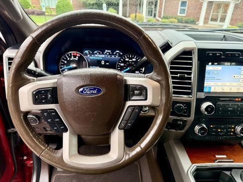 Used 2017 Ford F250 King Ranch w/ King Ranch Ultimate Package AWD/4WD image 14