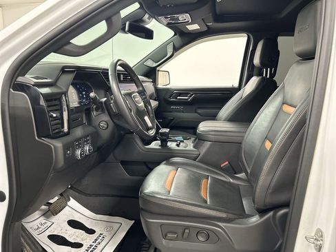 Certified 2023 GMC Sierra 1500 AT4 w/ AT4 Premium Package image 9
