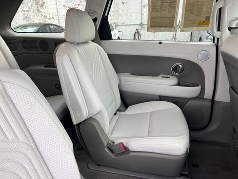 Used 2026 Hyundai Palisade SEL AWD/4WD image 34