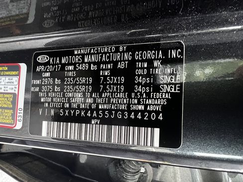 Used 2018 Kia Sorento SX image 52