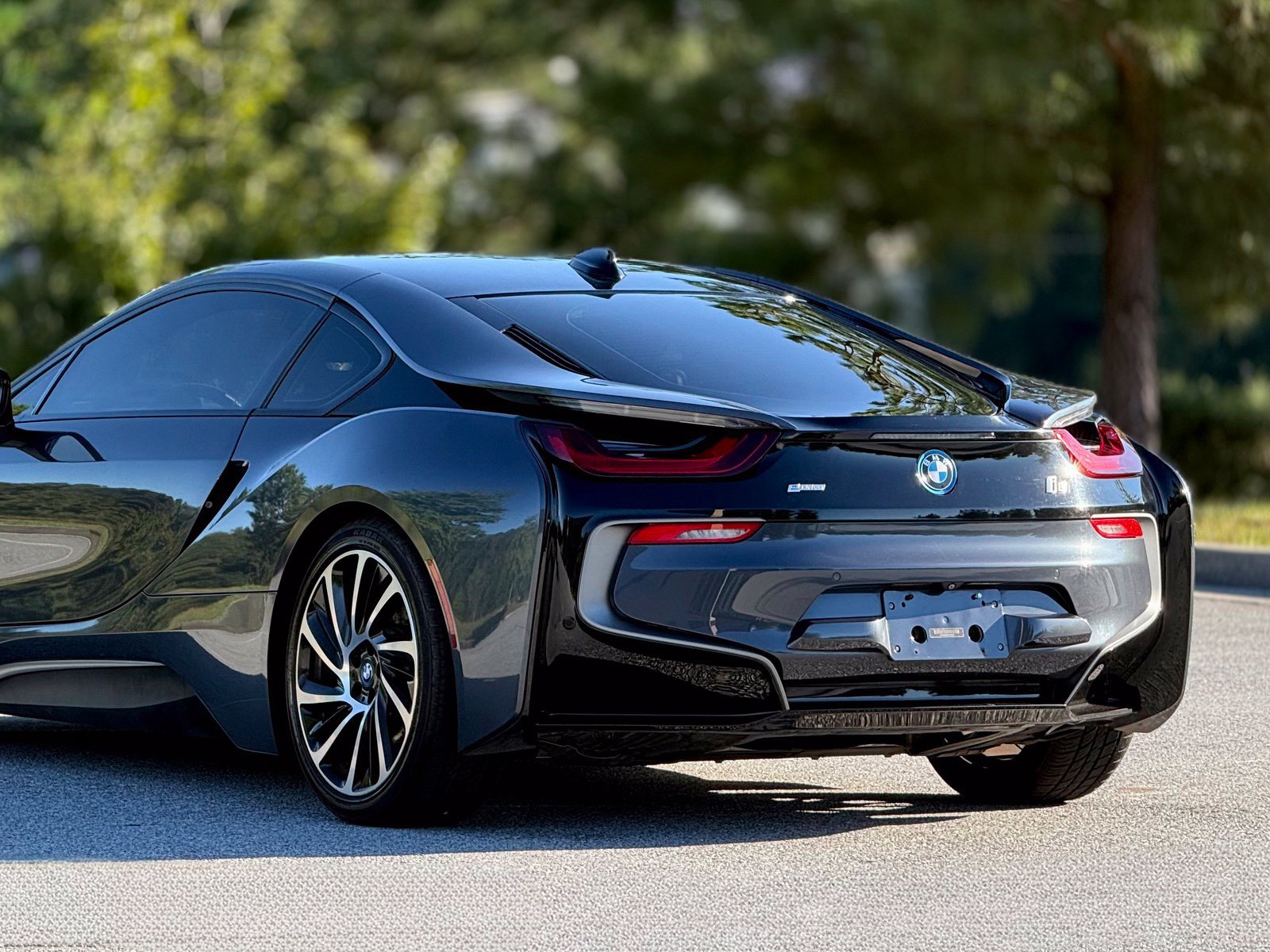 Used 2017 BMW i8 AWD/4WD image 42